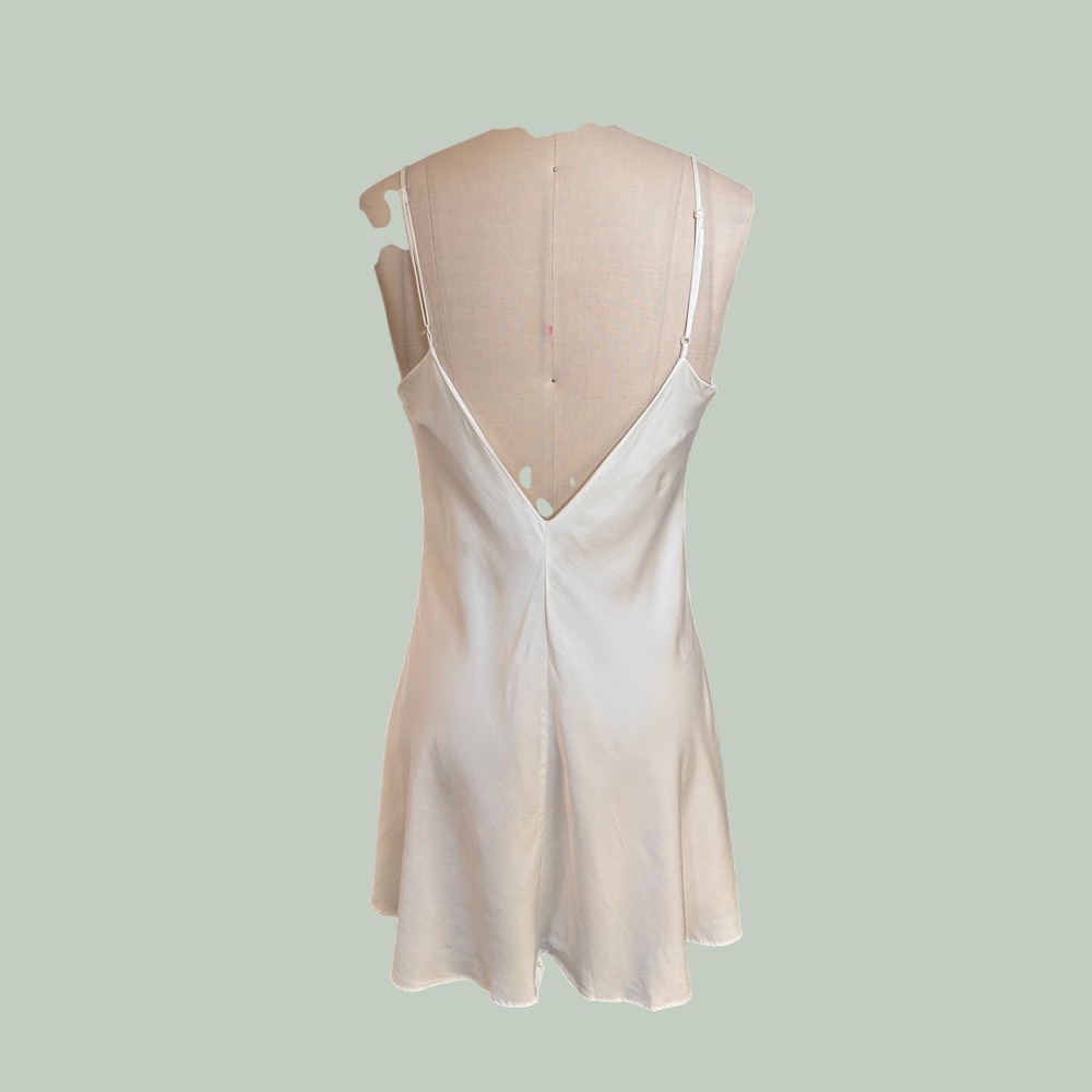 90s Lingerie Victoria's Secret Silk Embroidered Heart Slip Large Cream Vintage - Picture 3 of 12